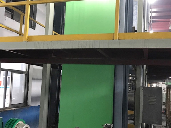 快速反應粘強交叉膜自粘防水卷材